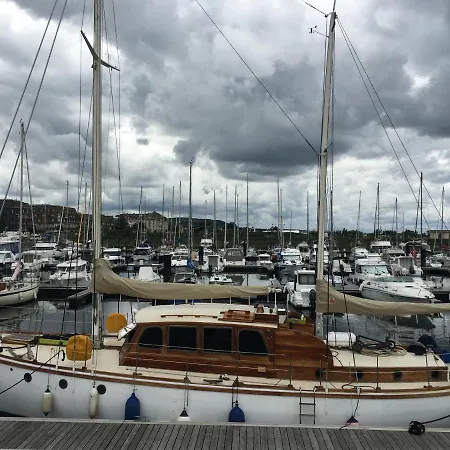 Botel Port Yacht Vintage