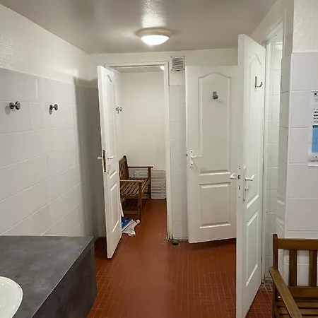 Port Yacht Vintage Botel