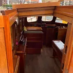 ספינת מלון Port Yacht Vintage דוביל