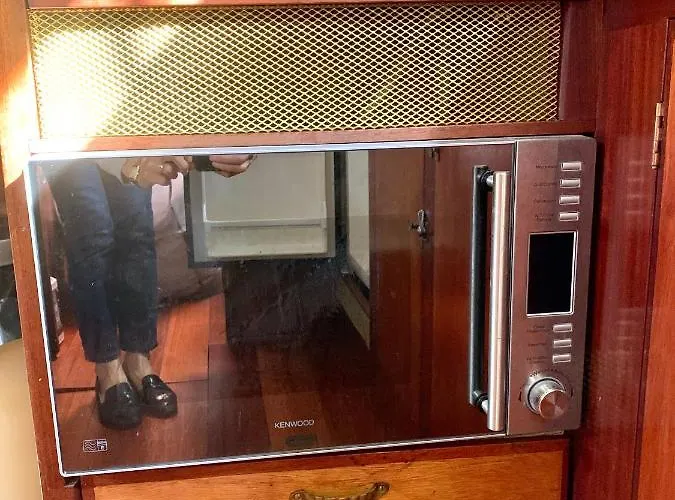 Port Yacht Vintage דוביל