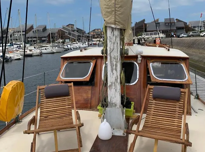 Port Yacht Vintage Hotel en barco