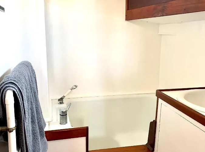 Port Yacht Vintage דוביל