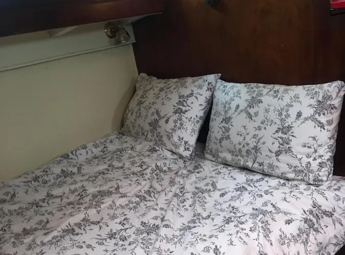 Port Yacht Vintage Hotel en barco *